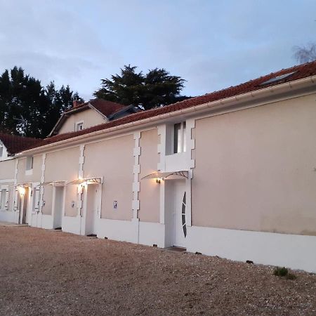 05 - Tres Joli 3 Pieces Neuf 2 Chambres, Logement Tout Equipe Pour 1 A 4 Personnes Maximum, Vue Sur Jardin Avec Parking Privatif, Grand Fourgon Possible, Tout Le Linge De Maison Est Fourni Annesse-et-Beaulieu Εξωτερικό φωτογραφία